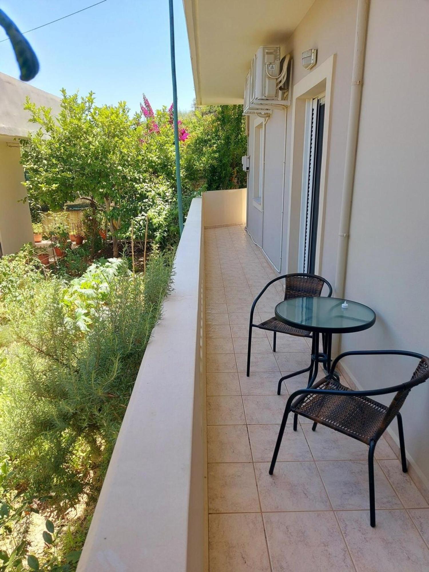 Chrissoula House In Agioi Apostoloi Lägenhet Daratsos Exteriör bild
